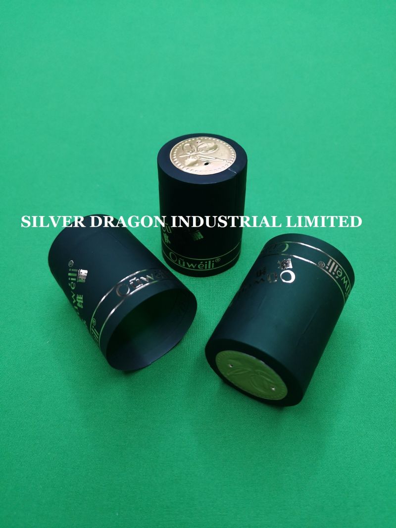 Green PVC Shrinkable Capsules with Hot Stamping for Olive Oil Bottle Closure