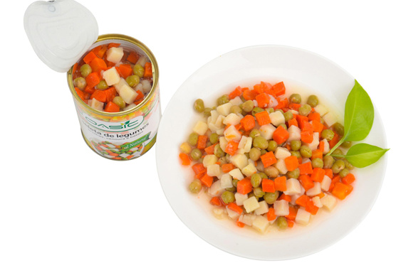 Canned Mixed Vegetables in Glass Jar or Tin