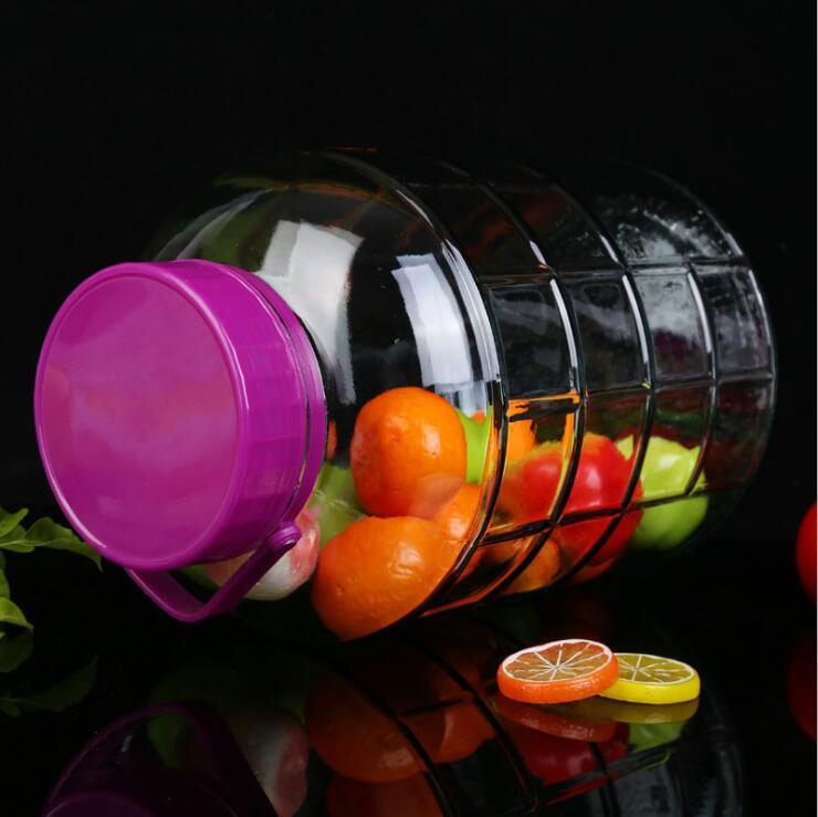 Chinese Manufacturer Beverage Wide Mouth Glass Jar with Spigot