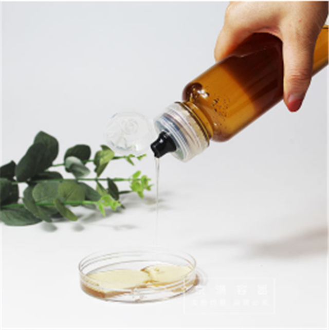 Clear Pet Plastic Bottle Honey Packaging with a Mouth Cover