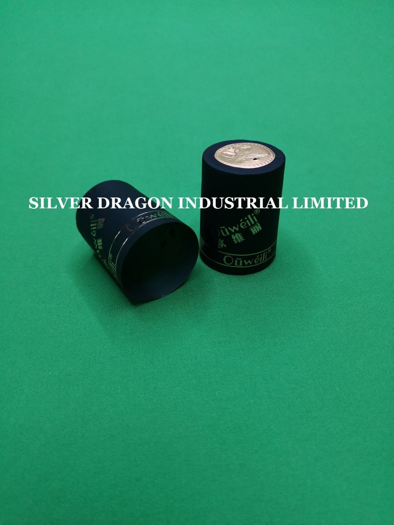 Green PVC Shrinkable Capsules with Hot Stamping for Olive Oil Bottle Closure