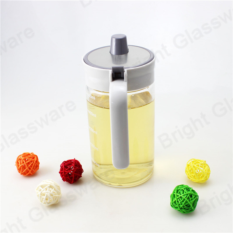 High Quality Kitchen Clear Glass Olive Oil Bottle with Plastic Handle