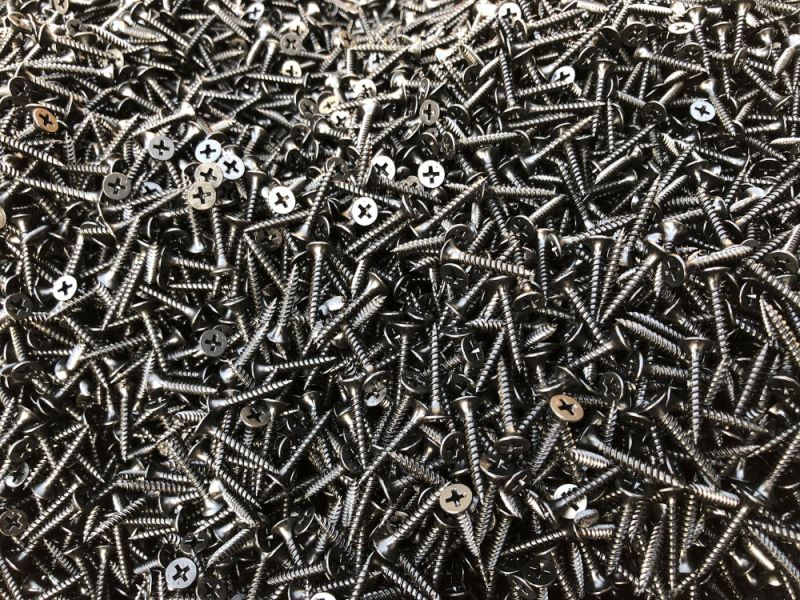 Black Drywall Screws for Attaching Drywall to Wood