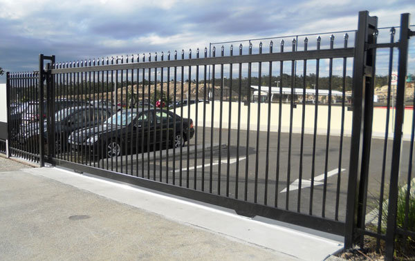 Driveway Commercial Slide Gates Residential and Commercial Driveway Gates