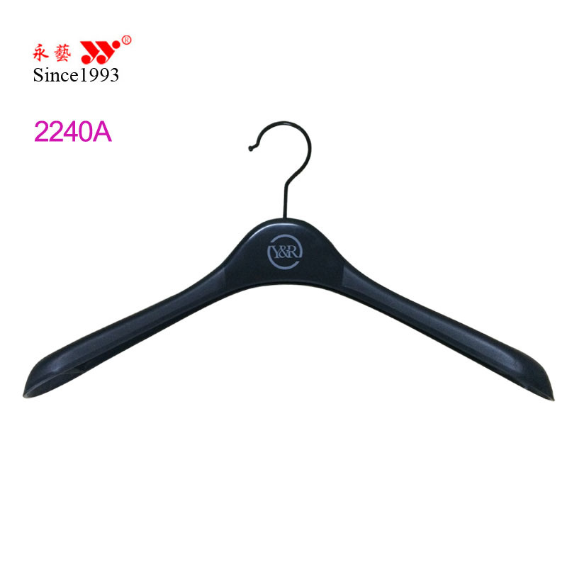 Women's Black Hanger Plastic Clothing Hangers for Laundry Dress Shirts