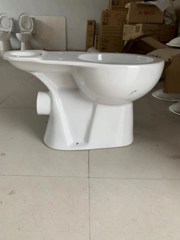 Hot Selling Sanitary Ware Bathroom P-Trap Ceramic Washdown Toilet Dual Flush Two-Piece Toilet