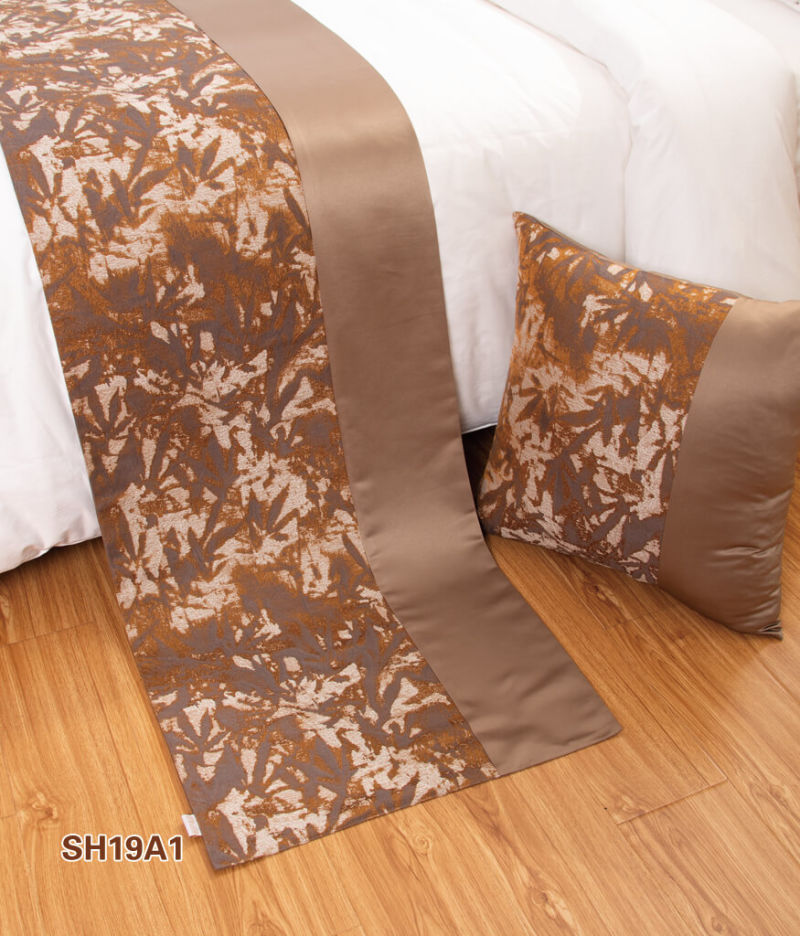 Shenone Luxury Hotel Bed Runner and Cushion for Linen Decoration