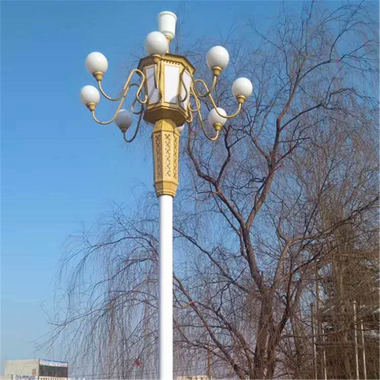 High Voltage Galvanized Hollow Metal Street Light Support Heavy Duty Poles