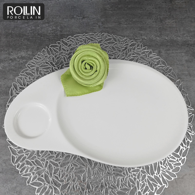 Unique Shaped Popular Ceramic Oval Plate for Hotel Catering Plate