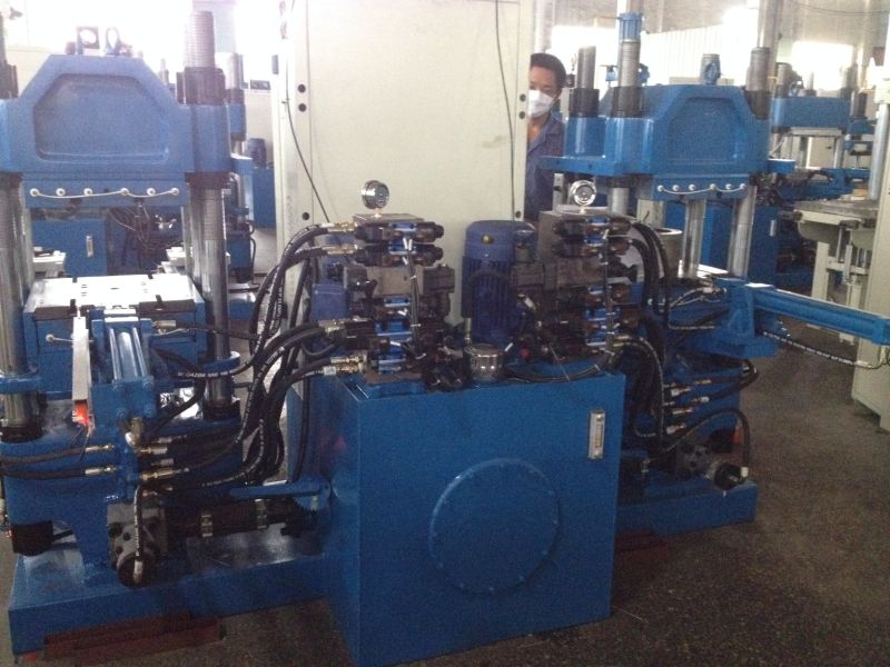 High-Tech Platen Vulcanizing Press Rubber Machine / Automatic Plate Vulcanizing Press