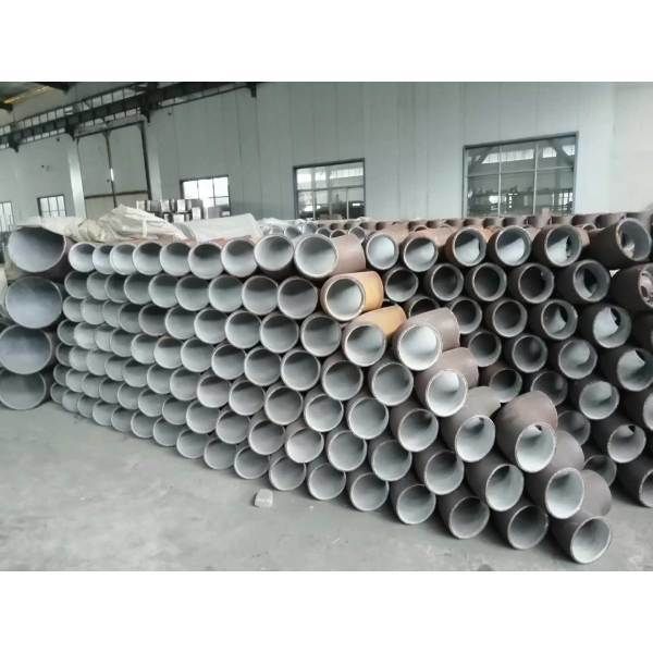 ISO2531/En545 Ductile Cast Iron Pipe Cement Lined Pipe Fittings