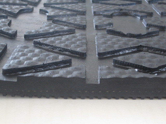 18 mm Anti -Slip Rubber Mat for Gym Area