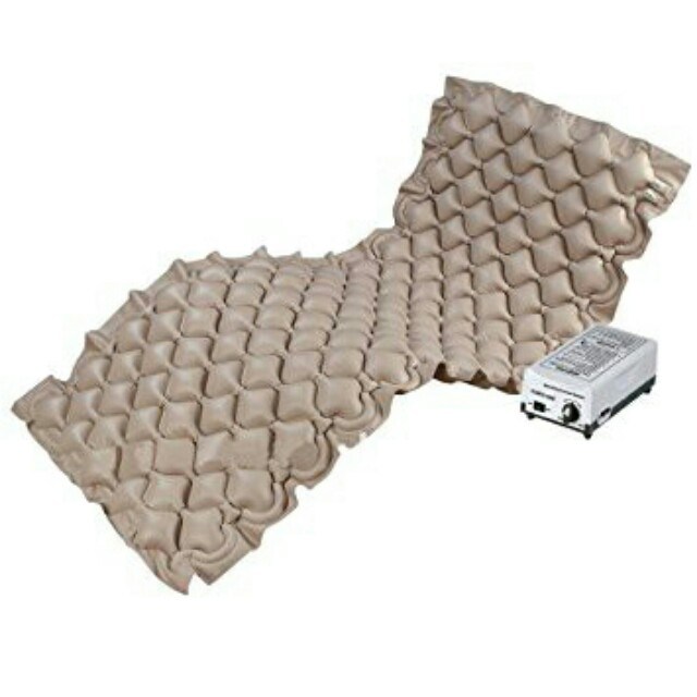 Hot Sale Cheap Anti Decubitus Compressed Mattress for Hospital Bed.