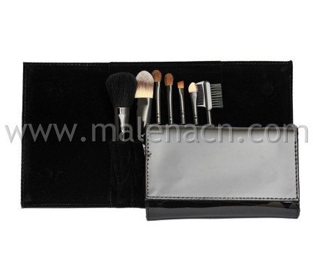 New 7PCS Cosmetic Makeup Brush with Shiny Black Pouch