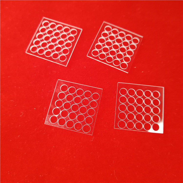 Square Shape 2mm Thickness Quartz Glass Plates with Holes