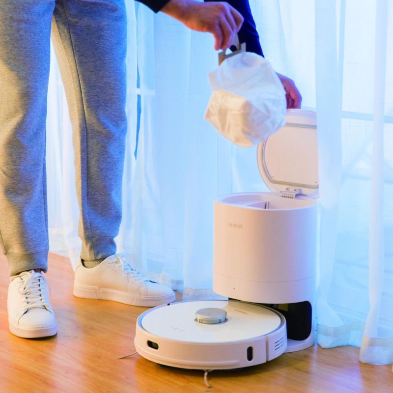 Vacuum Robot Cleaner with Hands Free Self-Emptying Dustbin