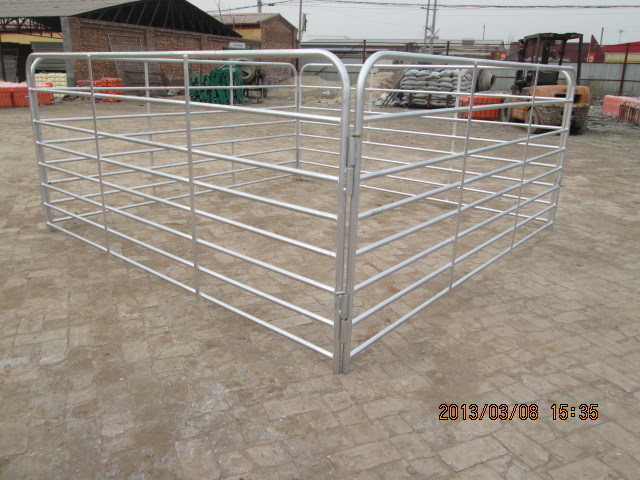 Sheep Rail Fencing Panel and Gate for Round Pen