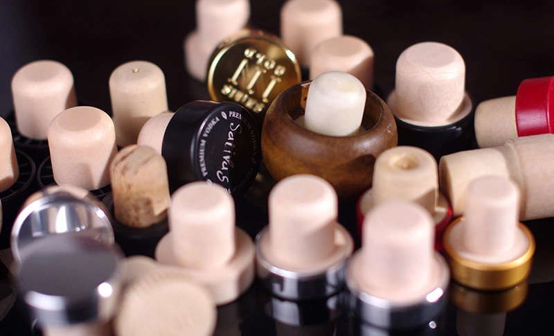 Bottle Cap/ Bottle Closure/ Bottle Lid/Cork Stopper with Plastic Cap/ Plastic Bottle Cap