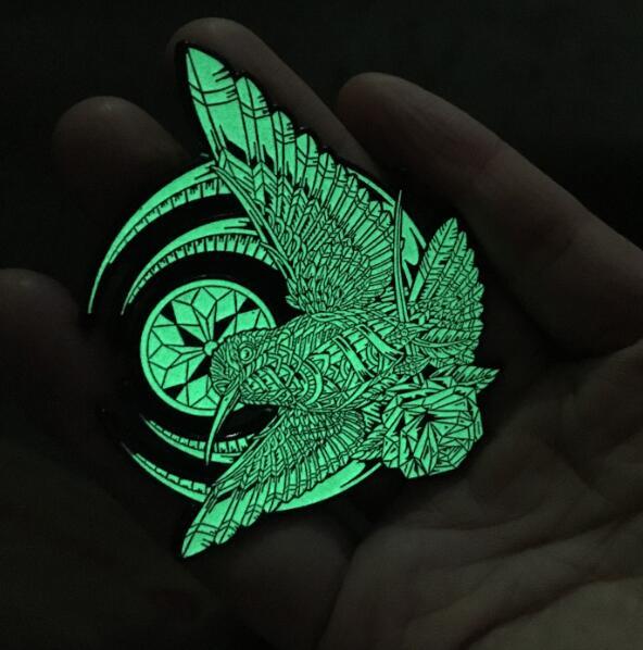 High Quality Soft Enamel with The Glow and Glitter Metal Pin