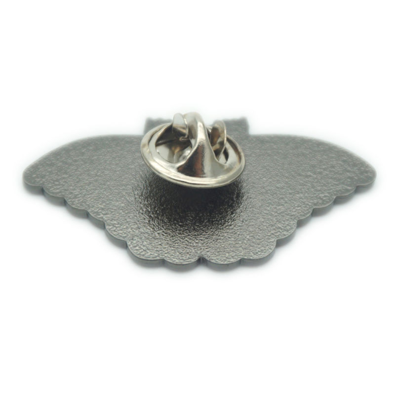 Personalized Cheap Clover Custom Logo Soft Enamel Metal Pin Badge