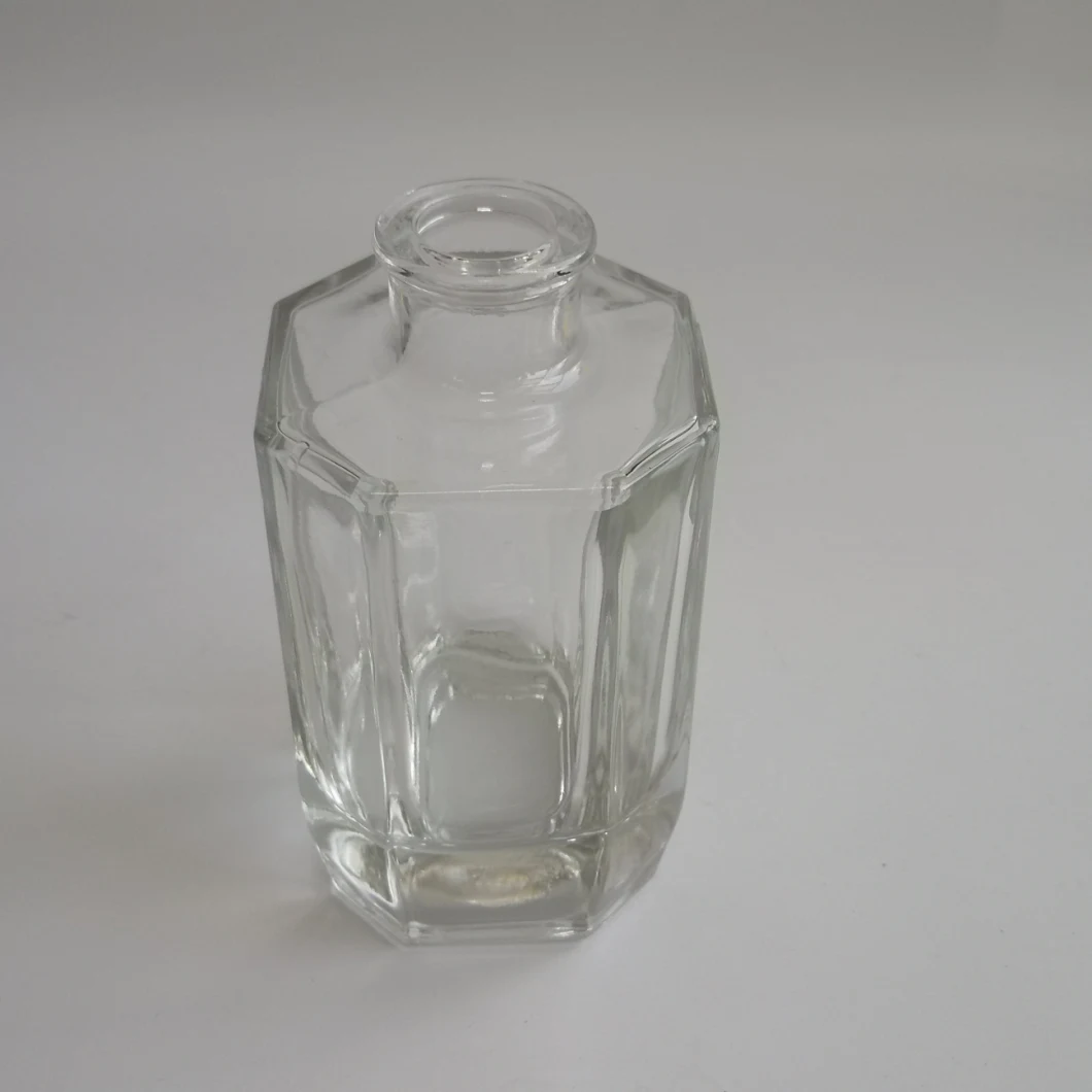 Custom Engraved Empty Crystal Spirits of Xo/Brand Alcohol/Whisky 500ml 750ml Vodka Glass Bottle
