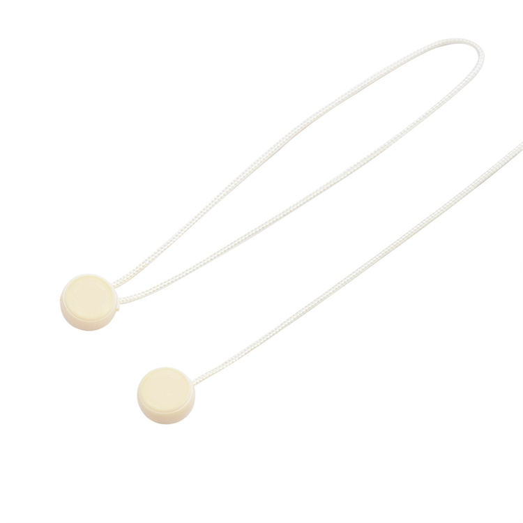 Custom Plastic Hang Tag String Tag Garment Seal Tags for Clothing (DL108-1)