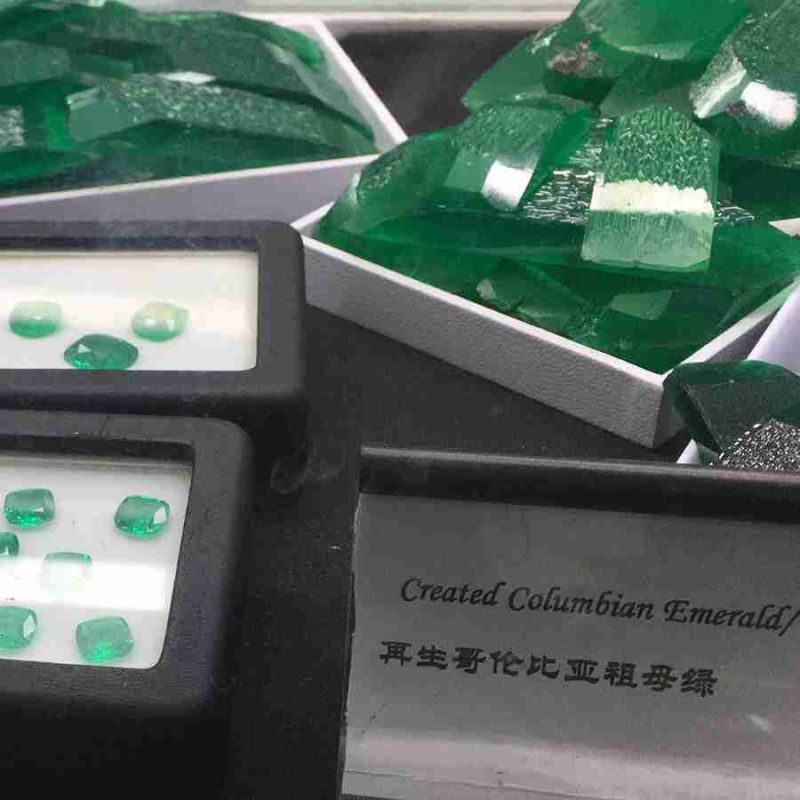 High Quality Emerald Cut Columbia Green Lab-Created Hydrothermal Emerald Gemstone