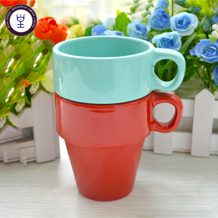 Small Handgrip Glazed Stacking Mug with Rack