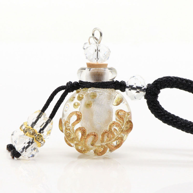 Retro Aromatherapy Necklace Female Pendant European and American Sweater Chain Jewelry