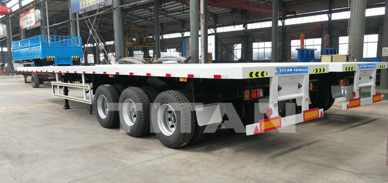 Titan 60 Tons Capacity Flatbed Trailer with Reinforced Landing Gear