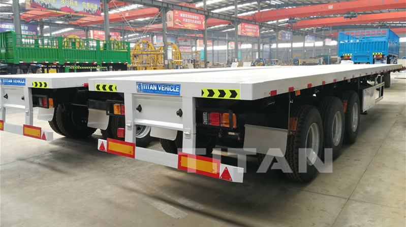 Titan 60 Tons Capacity Flatbed Trailer with Reinforced Landing Gear