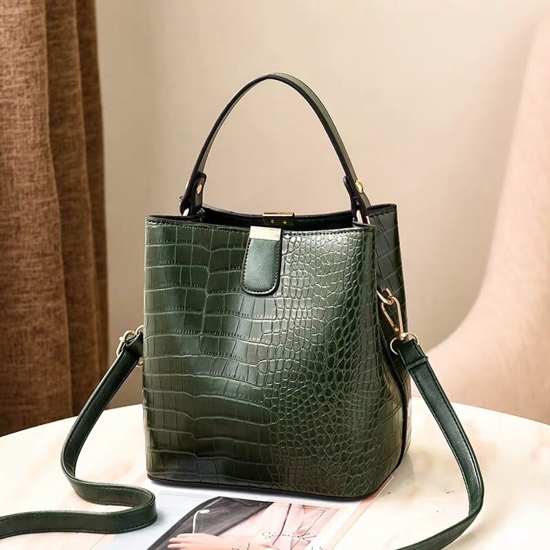 2020 Latest Hot Sale Crocodile Bucket Tote Bags Fashion Large Capacity Woman Handbags