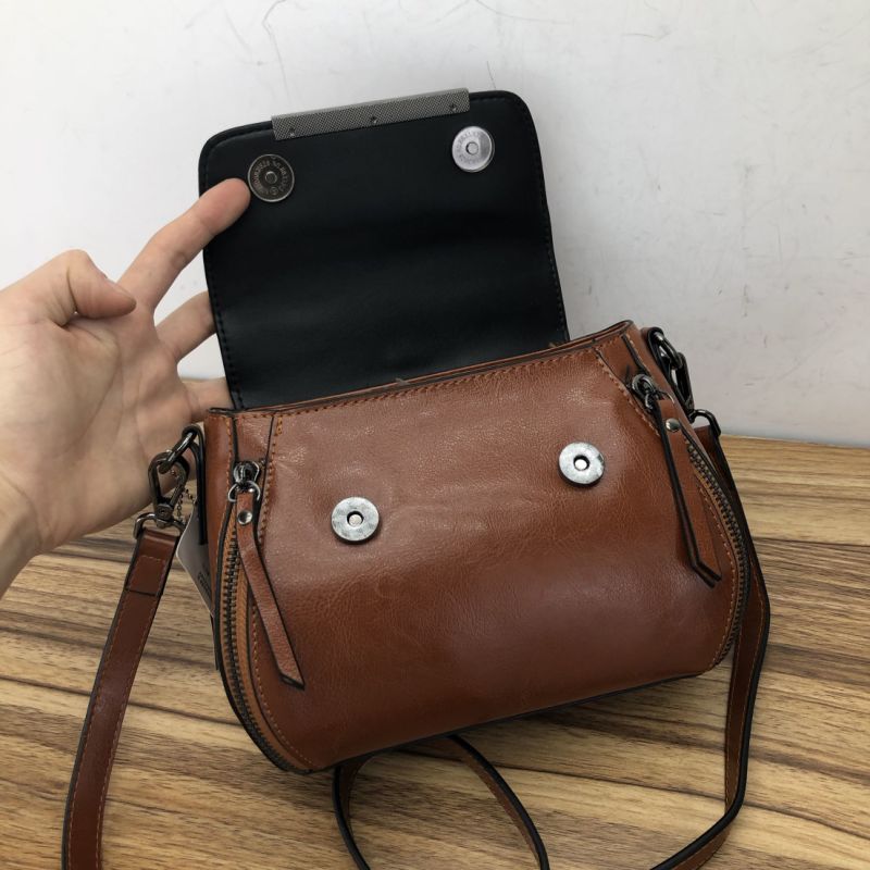 Outdoor Ladies Luxury Fashion Designer Handbags Lady PU Leather Tote Bag Hand Bags for Women with Flap