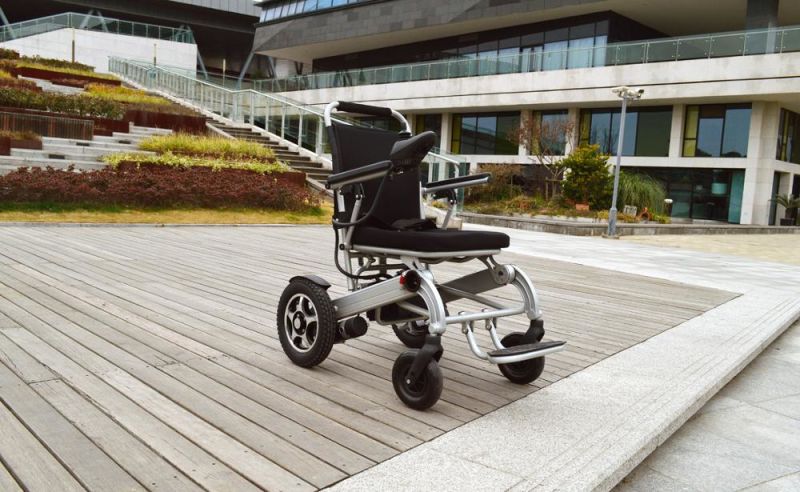 Lightweight Foldable Electric Power Wheelchair with Lithium Battery for Elderly People