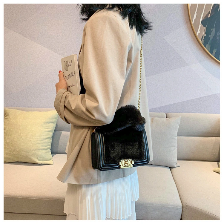 2020 Autumn and Winter Fashion Trend Purses Faux Fur Shoulder Crossbody Bags Chain Women Handbags