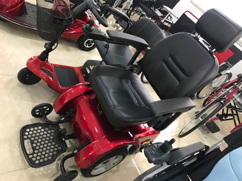 Superior Outdoor 4 Wheel Foldable Electric Mobility Scooter for Elder