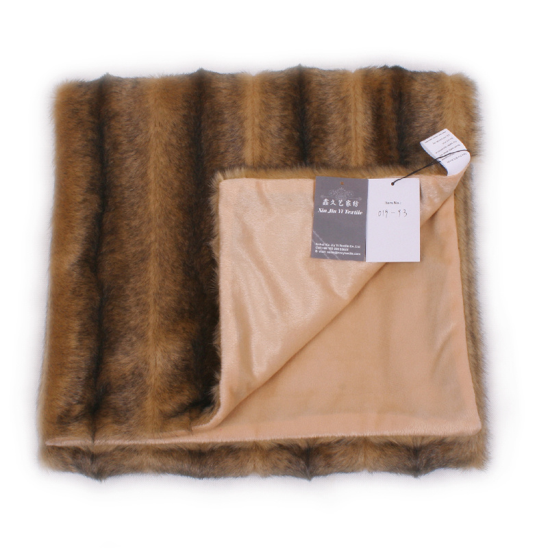 Flame Retardant Faux Fur Blanket Throw for Bedroom (019-93)