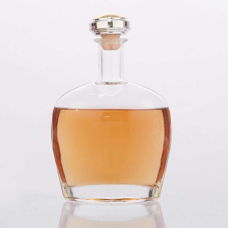 High-End 700ml Glass Bottle for Brandy with Cork
