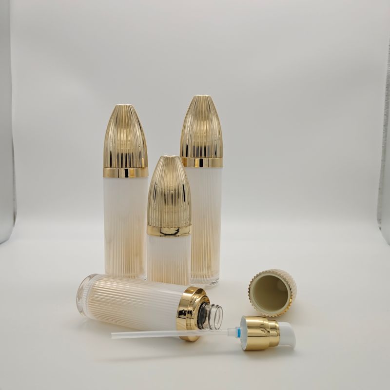 Luxury 50g 30ml 50ml 100ml 110ml Bottle Gold Cosmetic Packaging Container Plastic Lotion Bottle