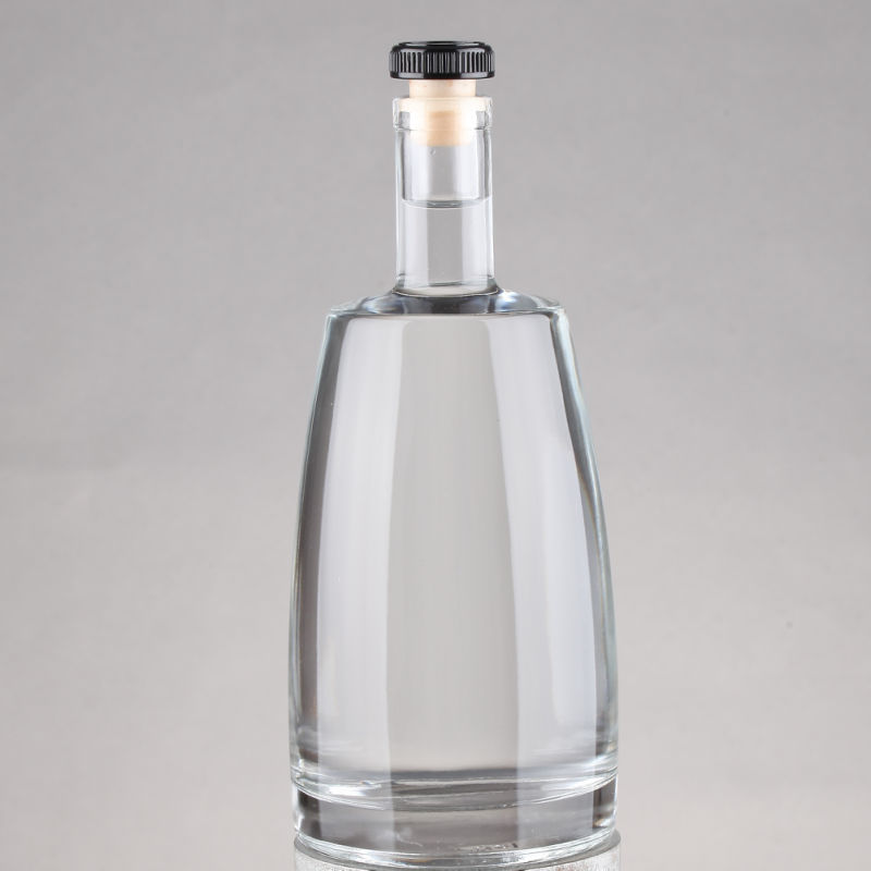 500ml 750ml Empty Clear Glass Bottle for Whiskey Manufacturer
