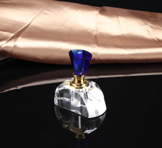 Crystal Perfume Bottle for Crystal Gift (KS24071)