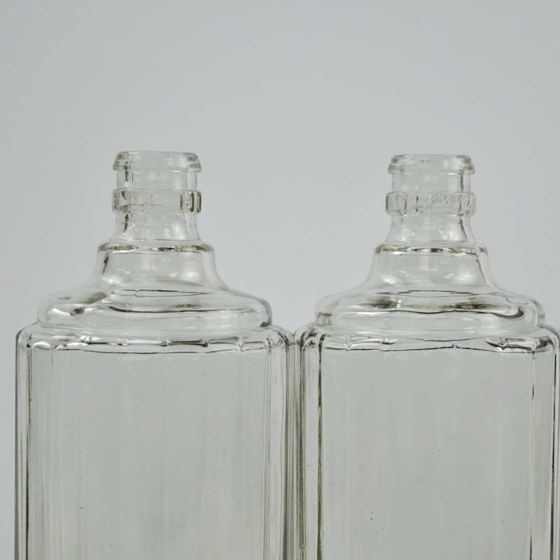 Round Glass Bottle / Transparent Glass Bottle for Packaging