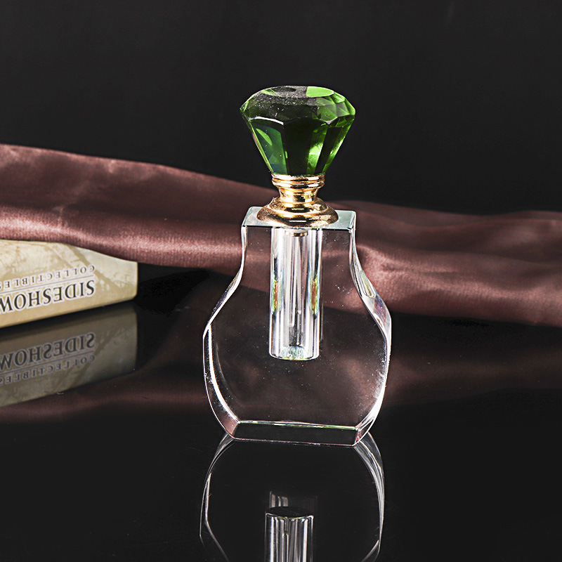 New Design 20ml Crystal Perfume Bottle Nice Perfume Bottle (KS24063)