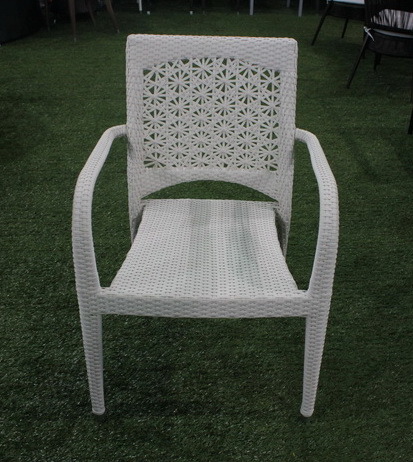 Hot Sale Low Price Resin Wicker Outdoor Chair