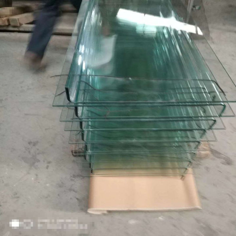 Clear Curved/Bent Tempered Glass for Showcase