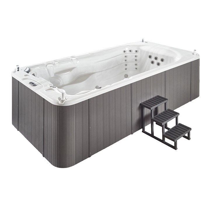 High Quality Outdoor Freestanding Massage Family Used SPA Hot Tub