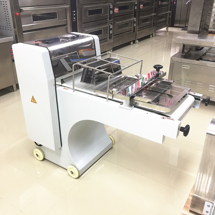 Stainless Steel Surface Electric Baking Oven /Household Bread Baking Kitchen Electric Oven