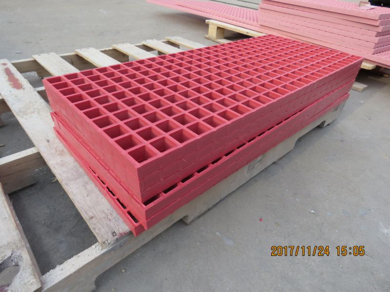 Fiberglass Pink Molded Gratings, FRP/GRP Gratings with Red/Pink Color.