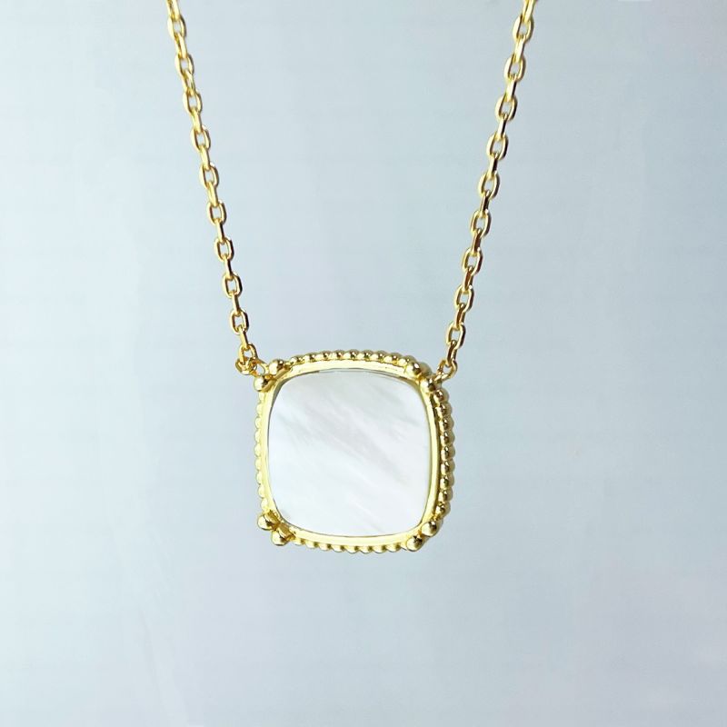 Fashion Jewelry Shell Necklace 18K Gold Plated Silver Necklace