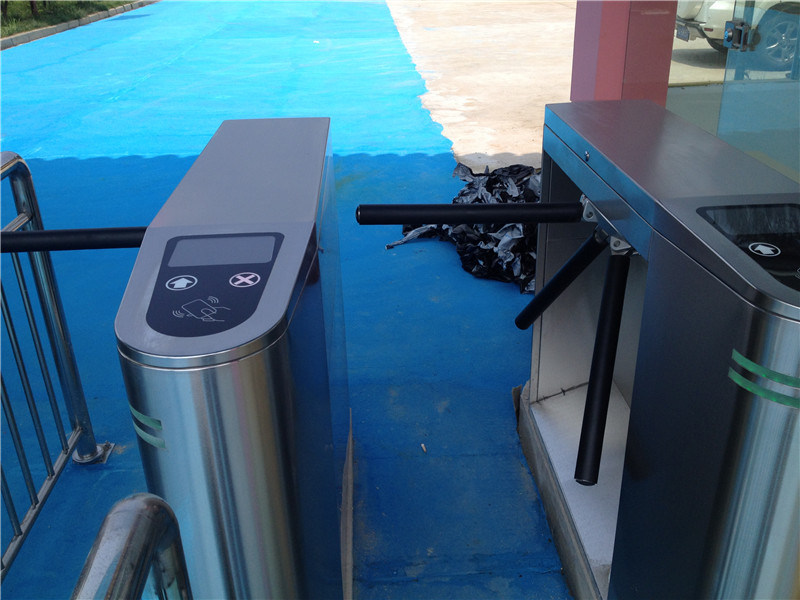 Stainless Steel Housing Gate Tripod Turnstile 3 Roller Arm Gate